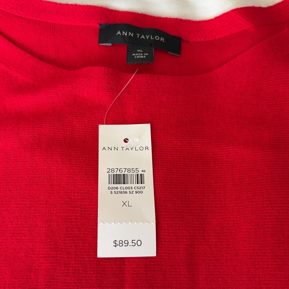 NWT Ann Taylor Women's Red Sweater - Picture 2 of 2